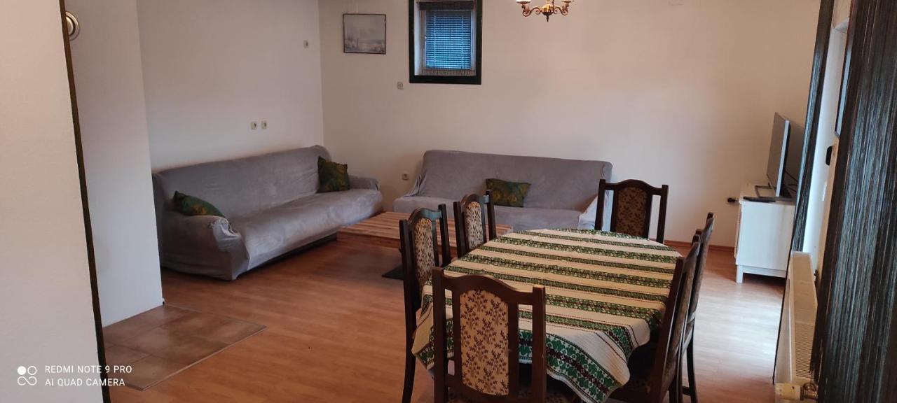 Apartman Mwa Славонски брод Екстериор снимка